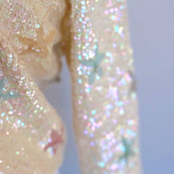 1950’s Vintage Beaded Hand Sewn Cardigan - Picture 4 of 7